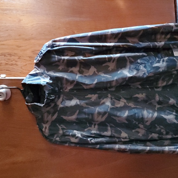 Adam Levine jacket in Camo - Picture 3 of 10
